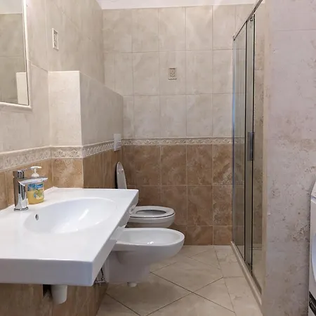 Apartment Clearvuehome - Panoramic 43 M2 Slavin